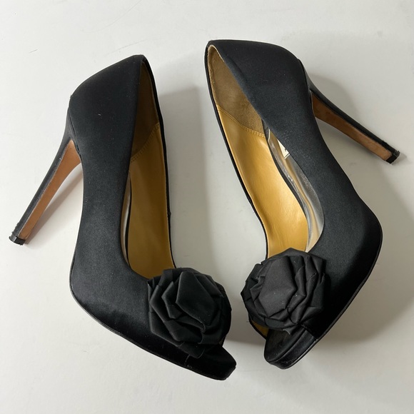 Badgley Mischka Black Satin Heels - Picture 1 of 4
